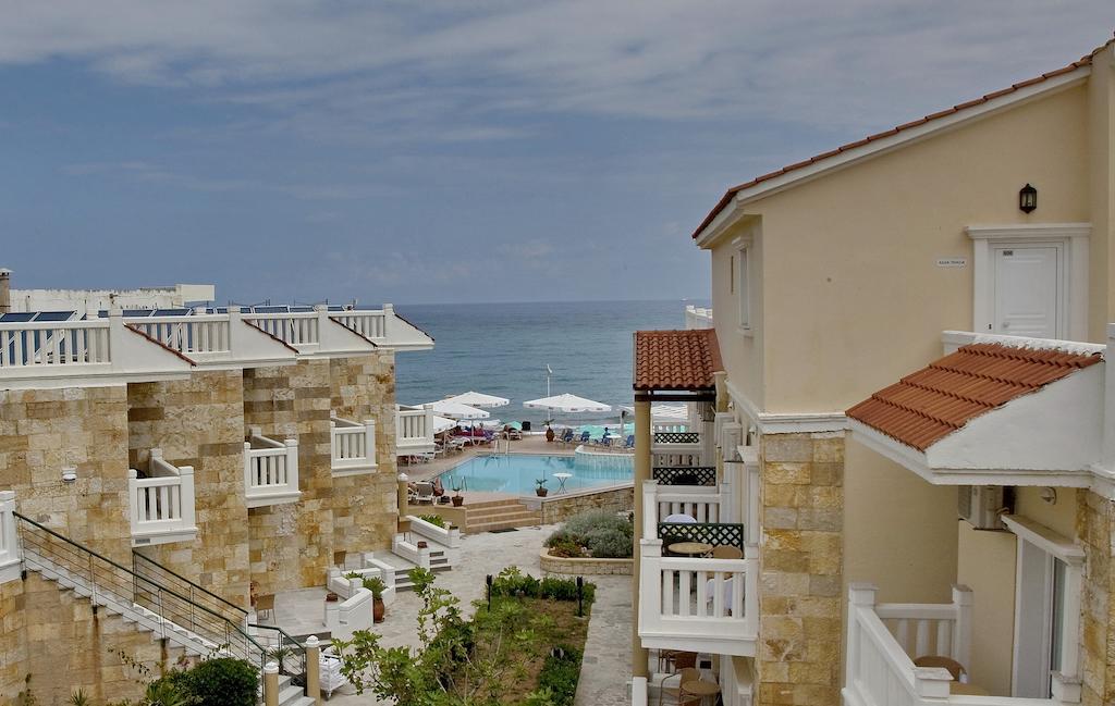 Jo An Beach Hotel Adelianos Kampos Dış mekan fotoğraf