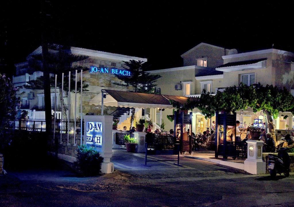 Jo An Beach Hotel Adelianos Kampos Dış mekan fotoğraf