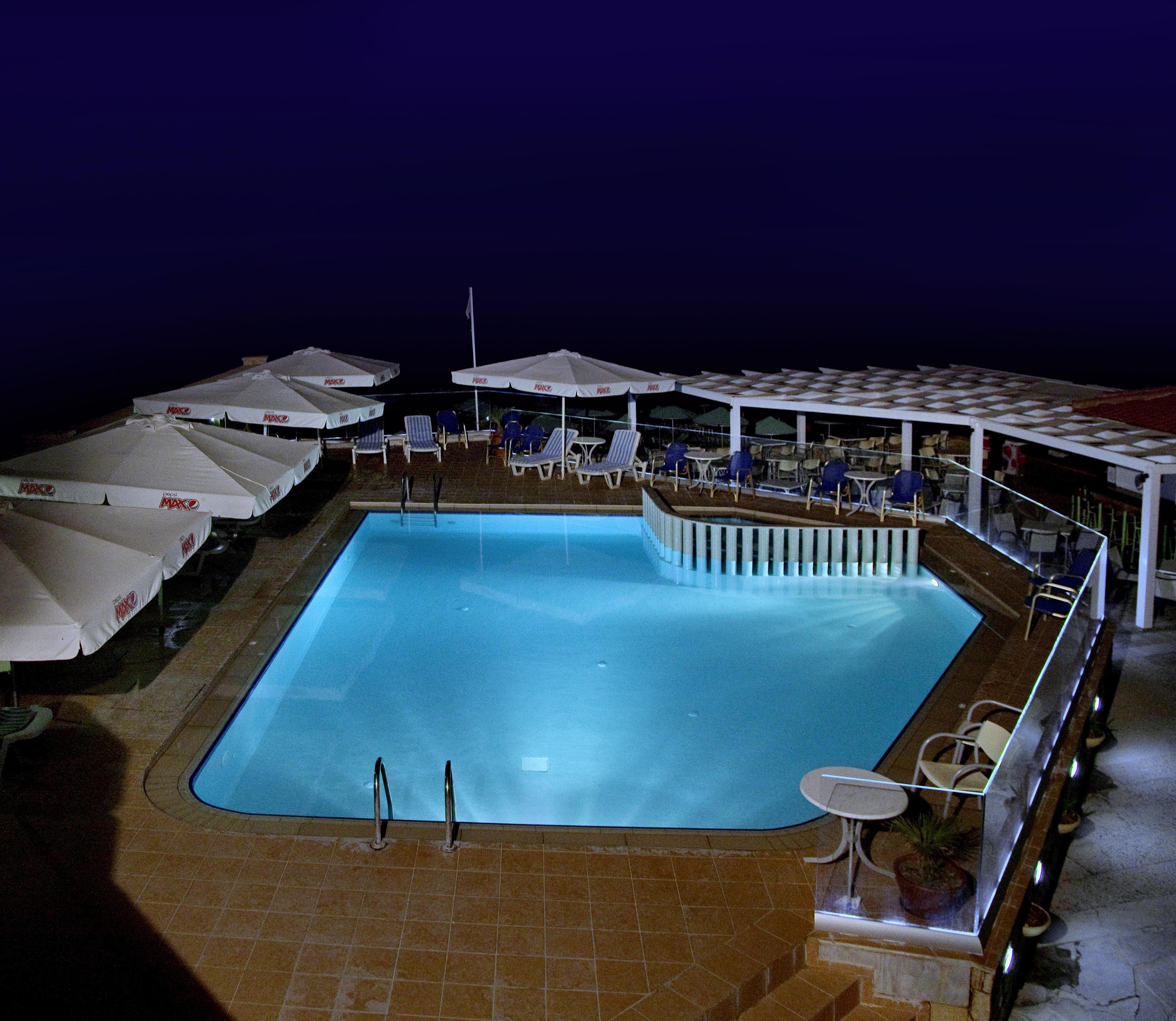 Jo An Beach Hotel Adelianos Kampos Dış mekan fotoğraf