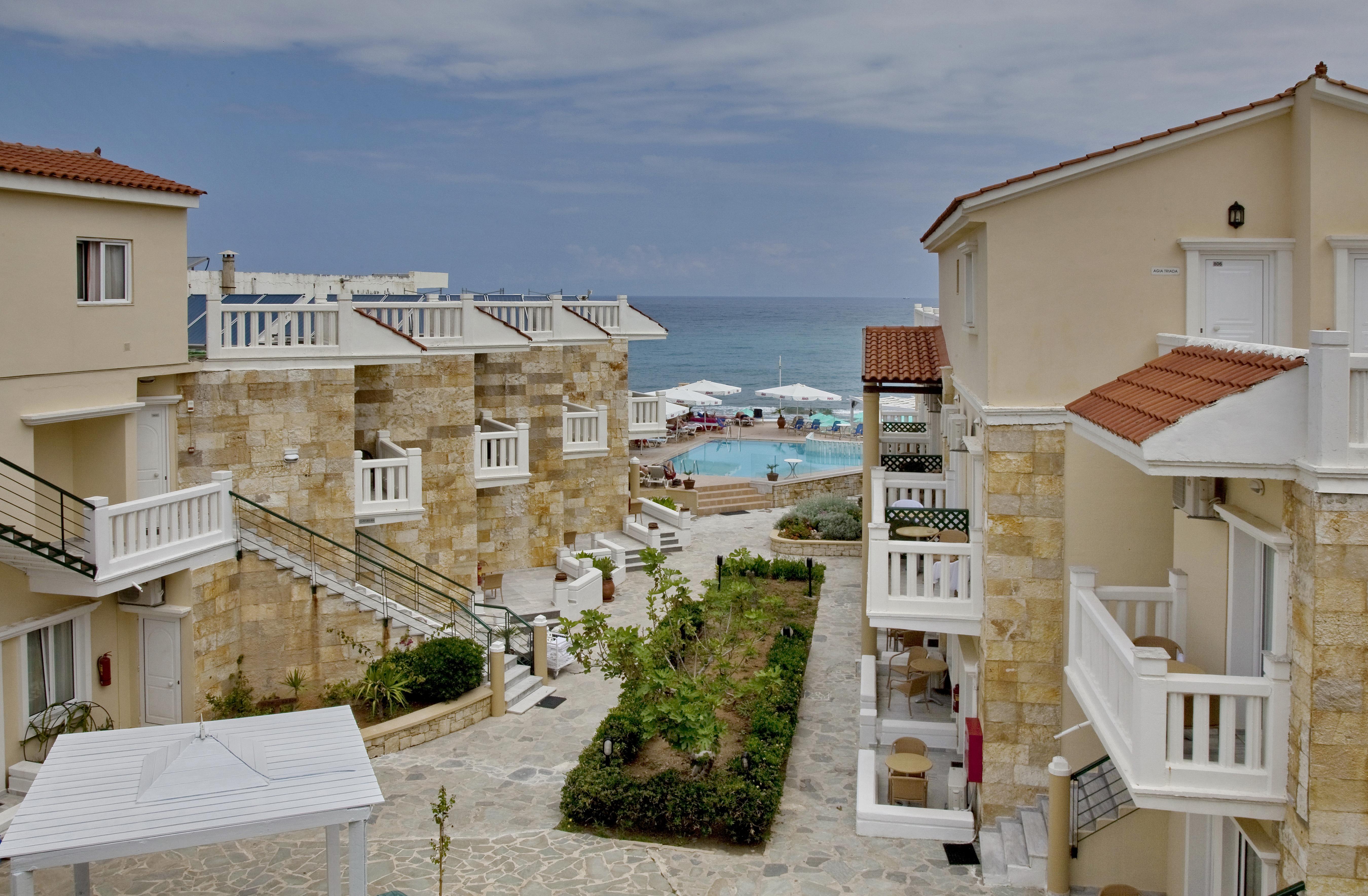Jo An Beach Hotel Adelianos Kampos Dış mekan fotoğraf